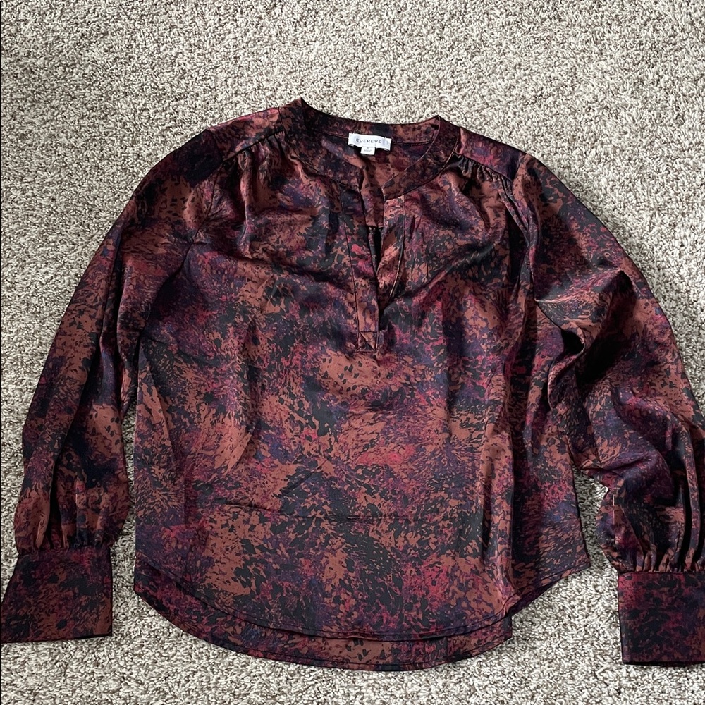 Evereve patterned going out blouse